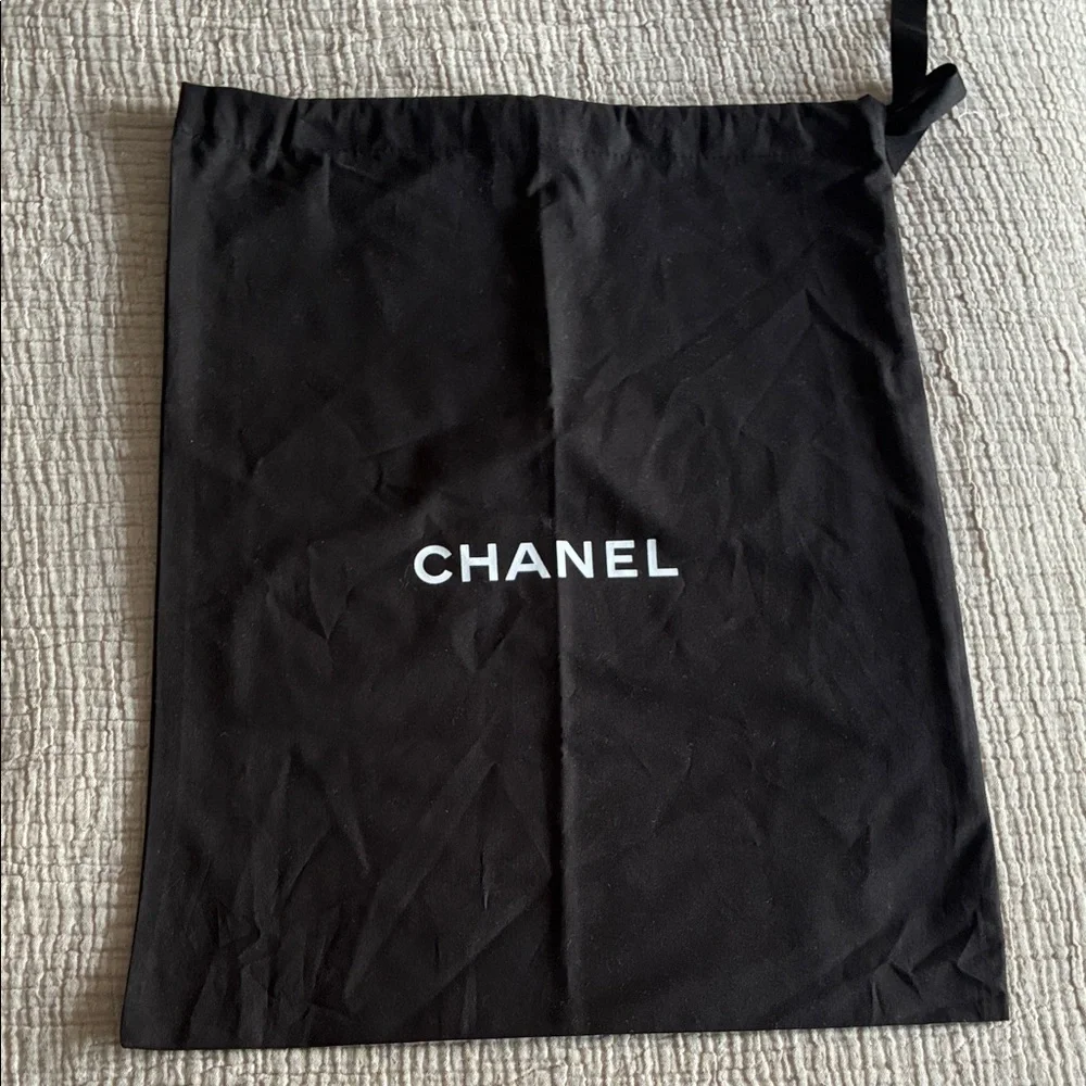 Authentic CHANEL Black Dust Bag! - Picture 1 of 3